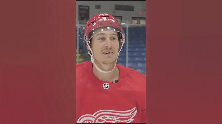 Who’s giving Tyler Bertuzzi the aux in the locker room?